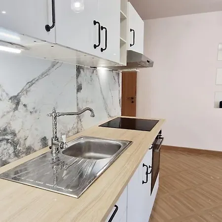 Beautiful Apart. Private Parking דירה *